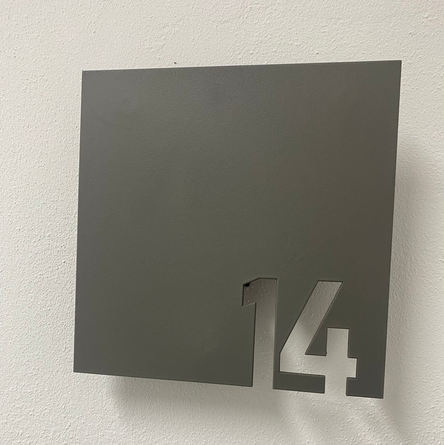 Placa de Número Polícia Personalizado ATENAS (25x25cm)